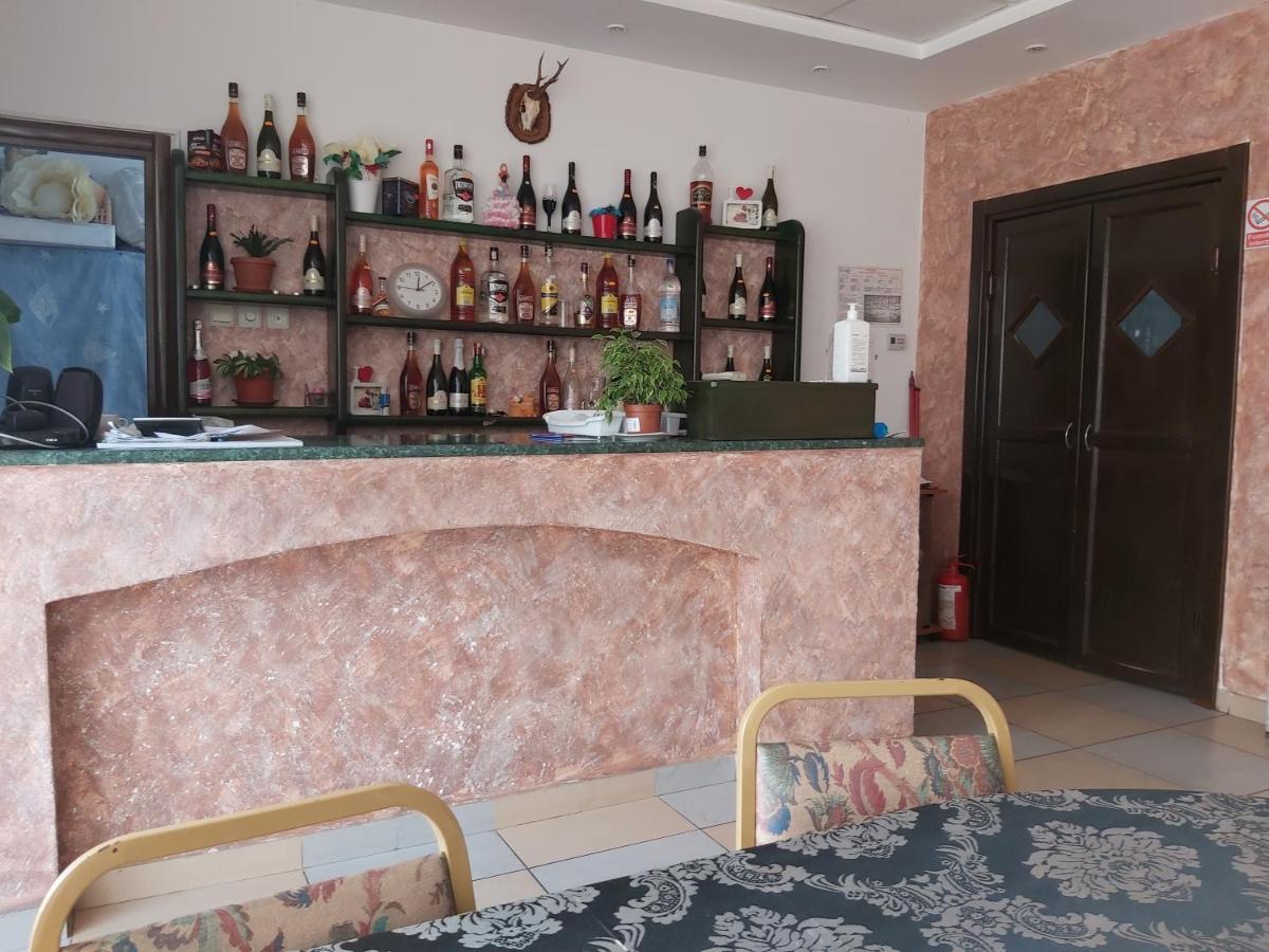 Hotel River Târgu Jiu Εξωτερικό φωτογραφία