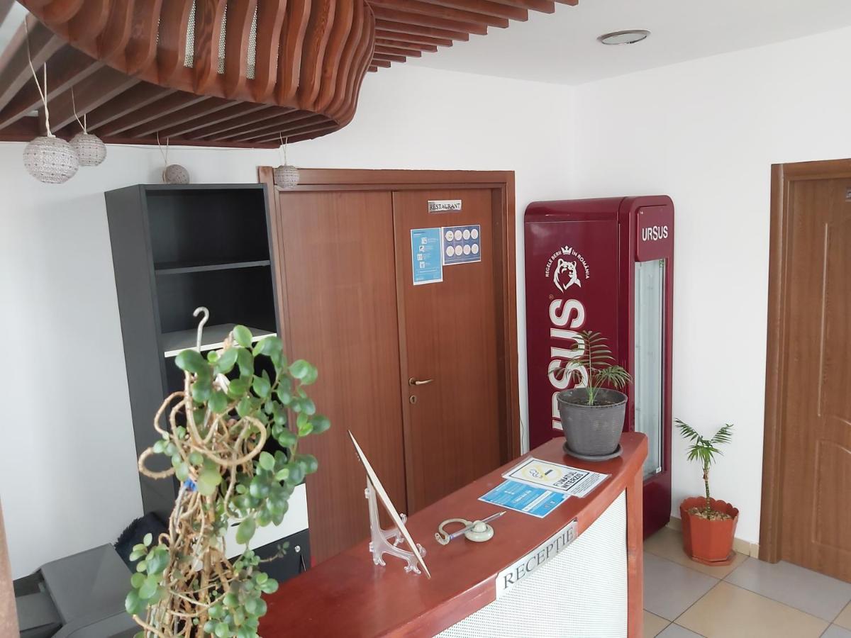 Hotel River Târgu Jiu Εξωτερικό φωτογραφία
