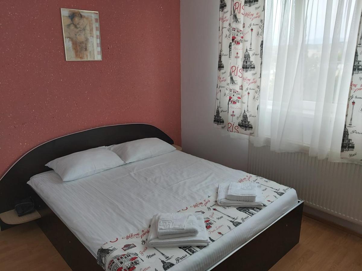 Hotel River Târgu Jiu Εξωτερικό φωτογραφία